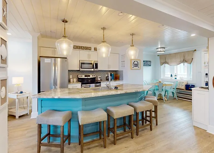 Apartment Tiffanie By The Sea 323d *