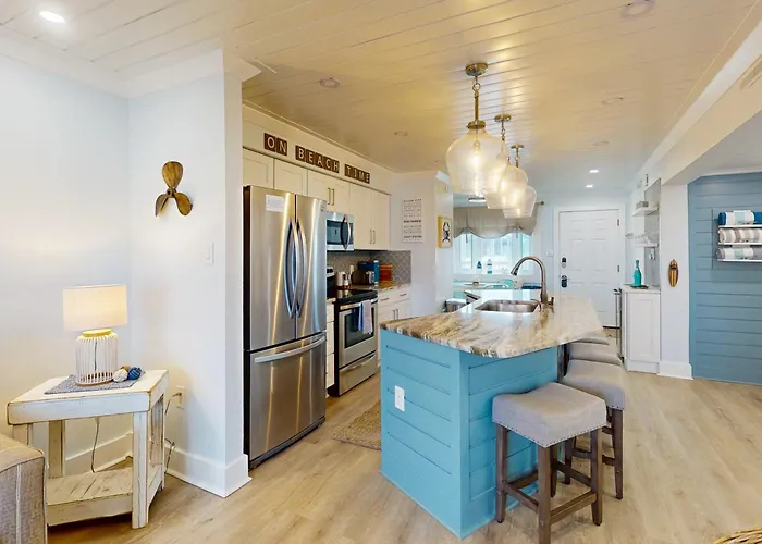 Apartment Tiffanie By The Sea 323d